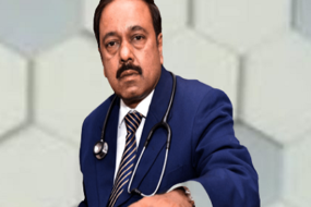 Dr Vinay Bhomia,